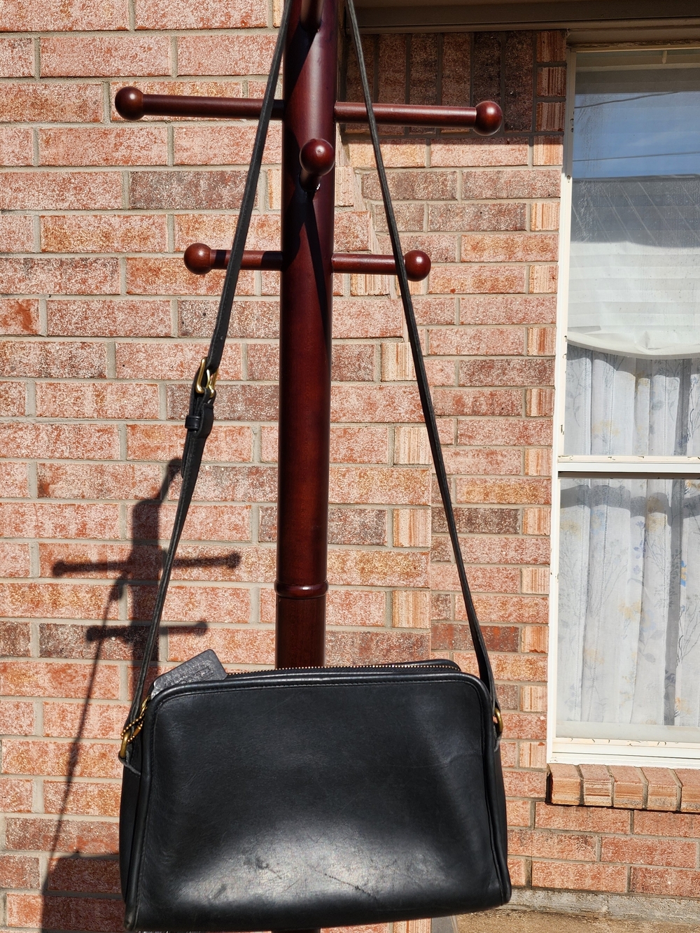 Vintage Coach Black Leather Sutton Zip Crossbody Bag – Style 9814 - Costa Rica
